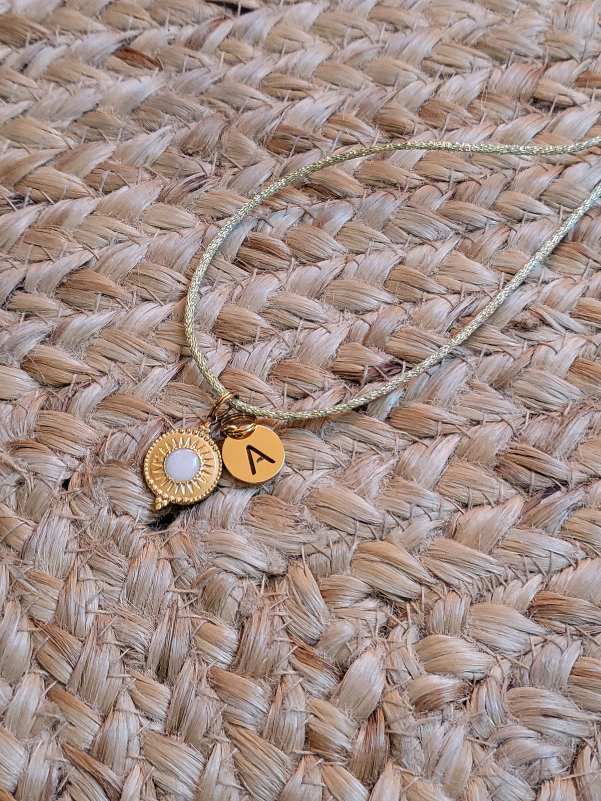 Pendentif Soleil 2 Mokuba Initiale