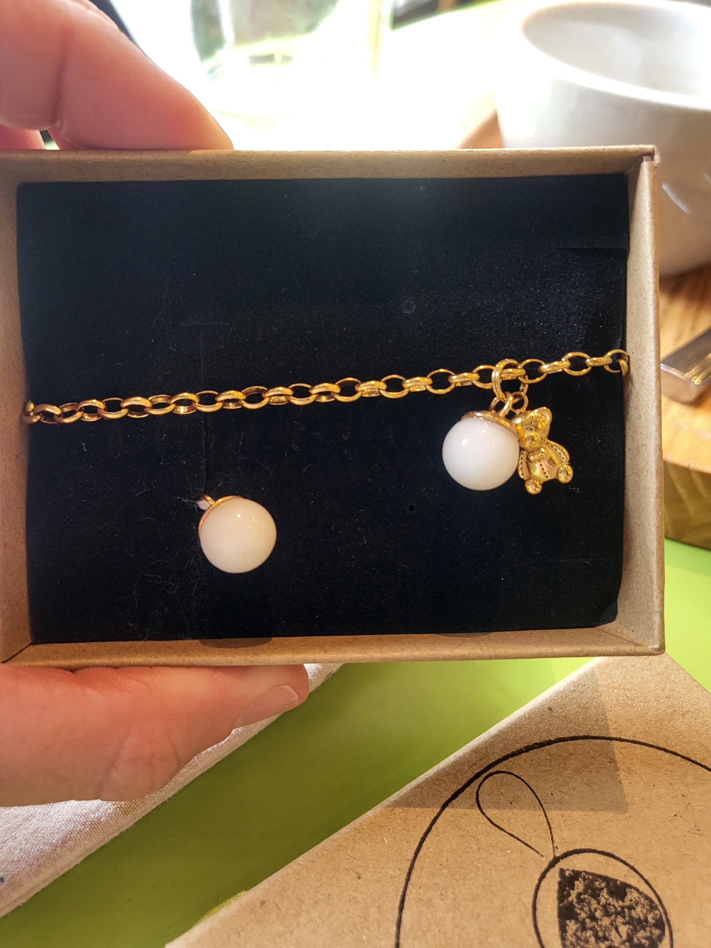 Bracelet - perle de lait & Teddy