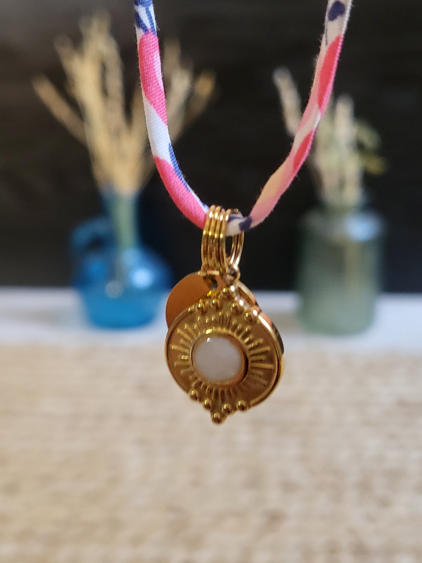 Collier Soleil sacré Liberty