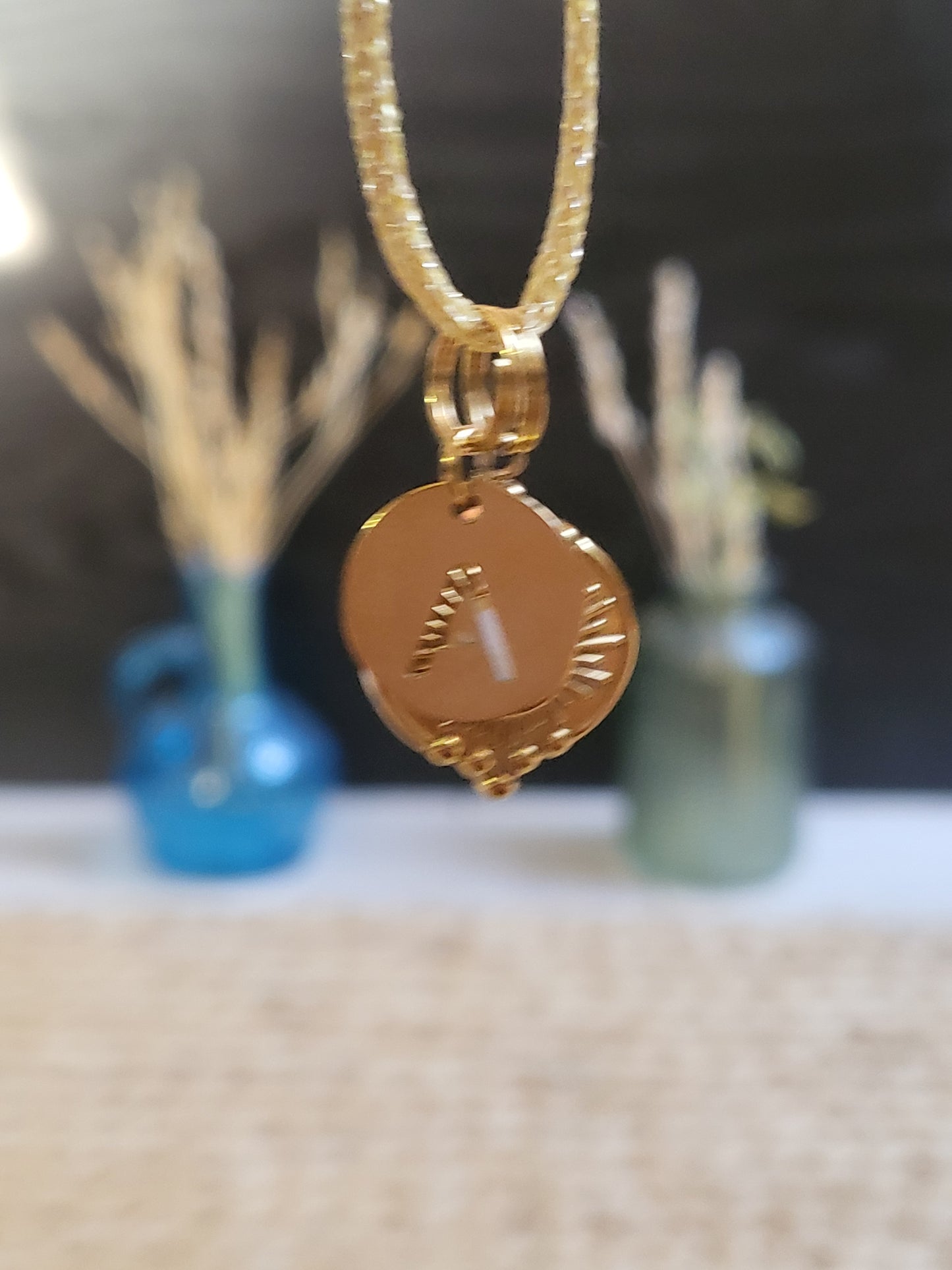 Pendentif Soleil 3 Mokuba Initiale