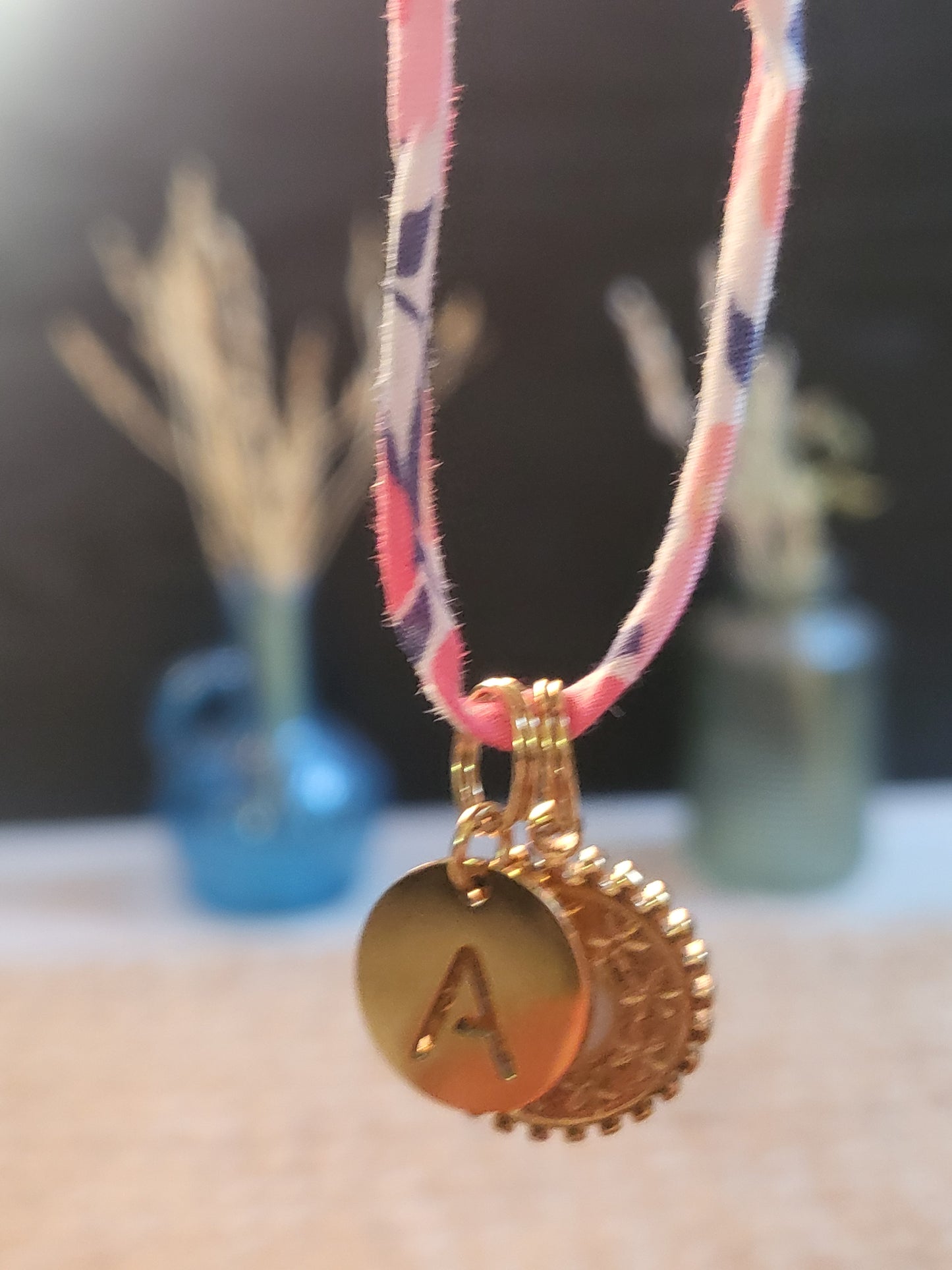 Pendentif Soleil Étoilé Liberty Initiale