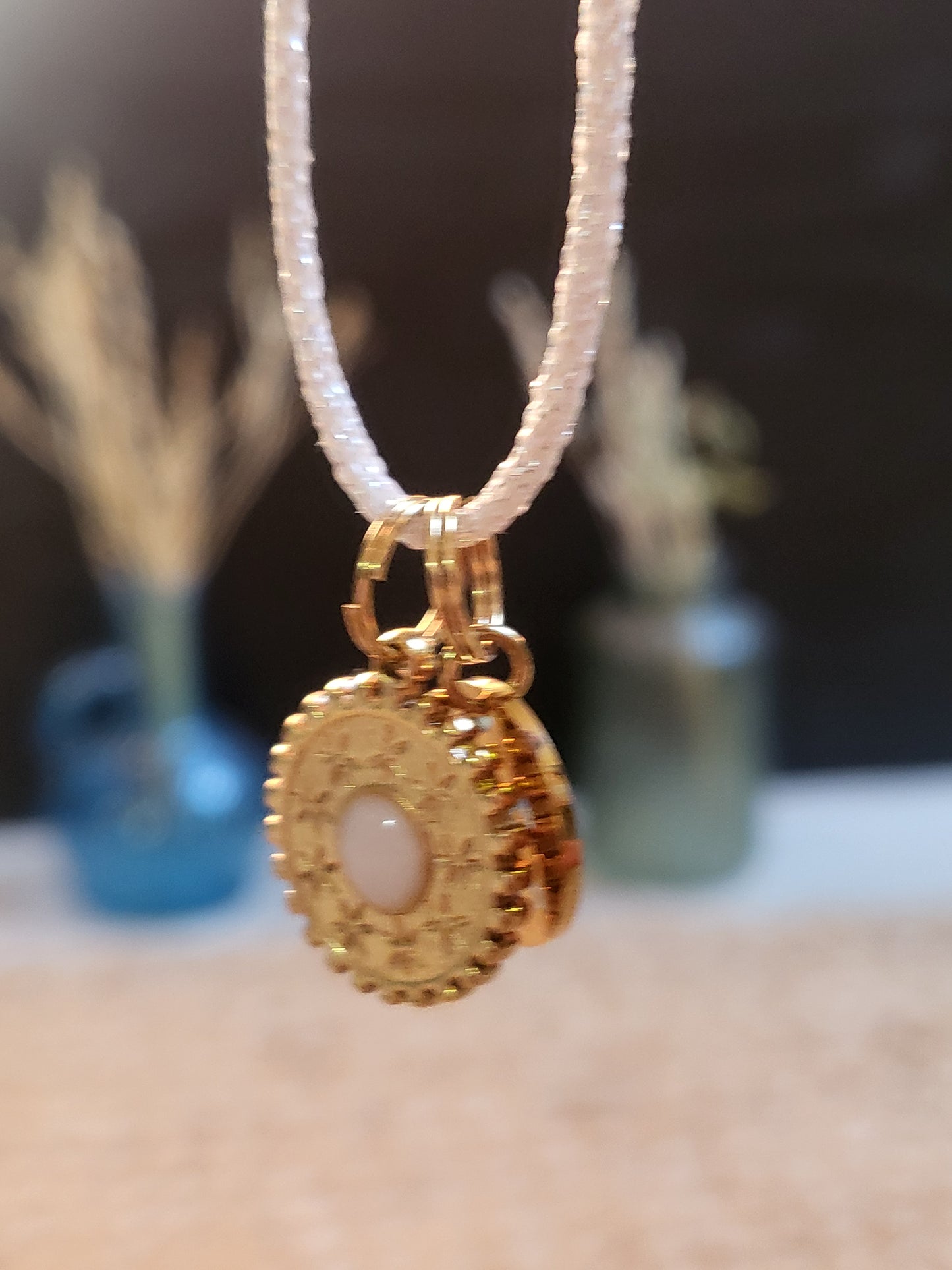 Pendentif Soleil Étoilé Mokuba Initiale