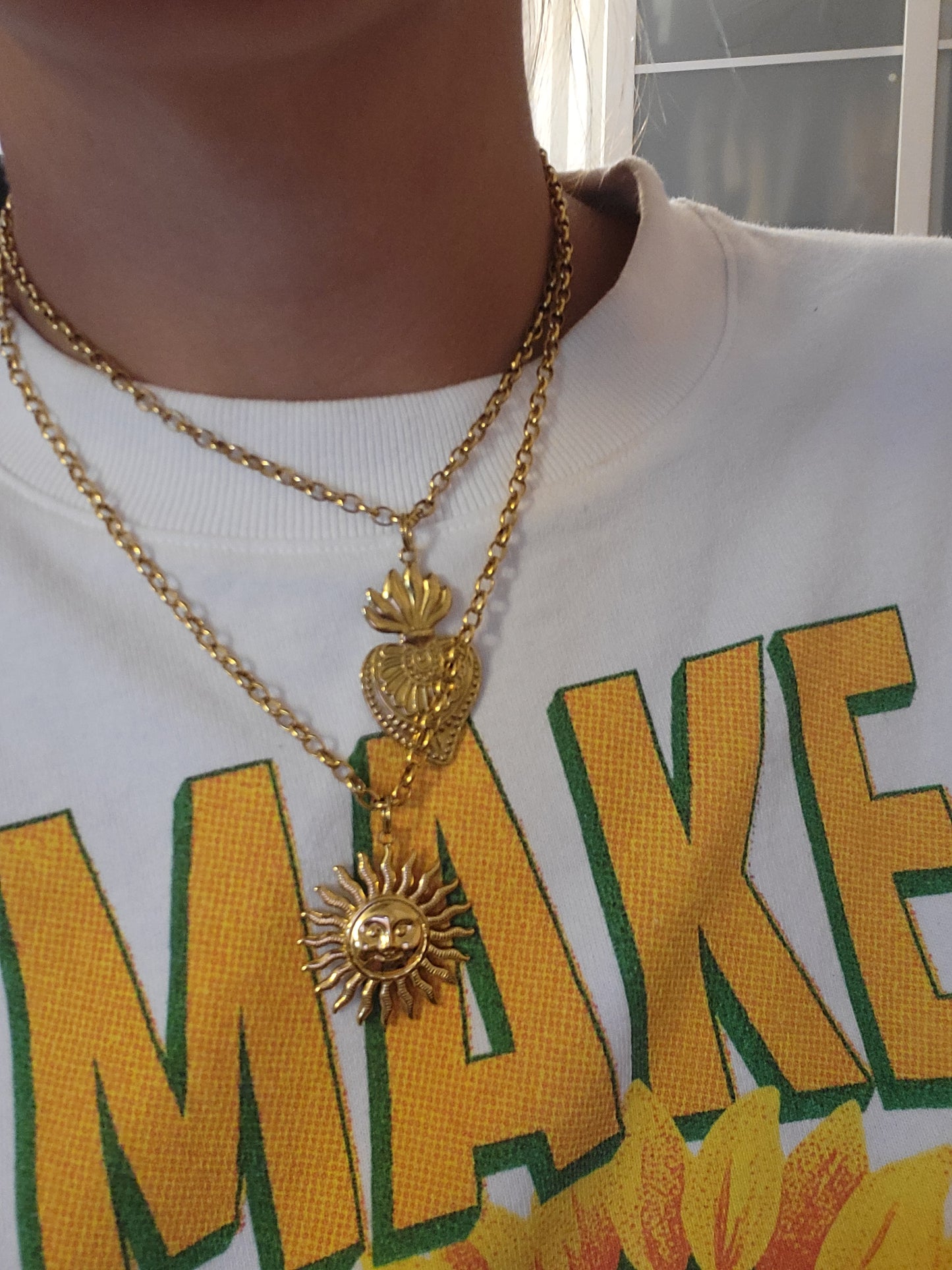 Collier Soleil sacré